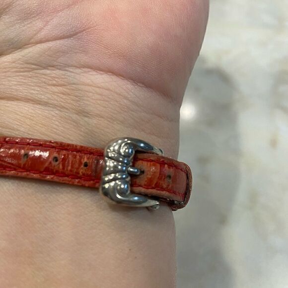 Red heart Brighton watch  - Picture 5 of 9